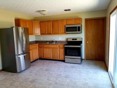 2774 Millrace Dr, Columbus, OH 43207 - photo 4