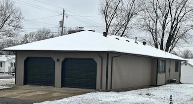 201 W Hospital Rd, El Dorado Springs, MO 64744 - photo 3