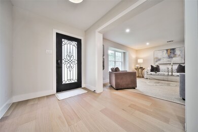 13411 Kingsride Ln, Houston, TX 77079 - photo 4