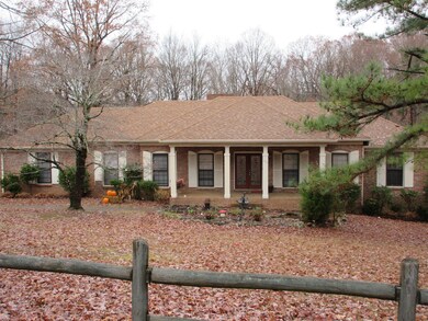 213 Druid Hills Dr, Dickson, TN 37055 - photo 2