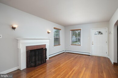 1146 Lower Ferry Rd, Ewing, NJ 08618 - photo 3