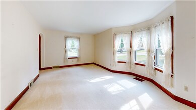 2804 Wellington Rd, Erie, PA 16506 - photo 7