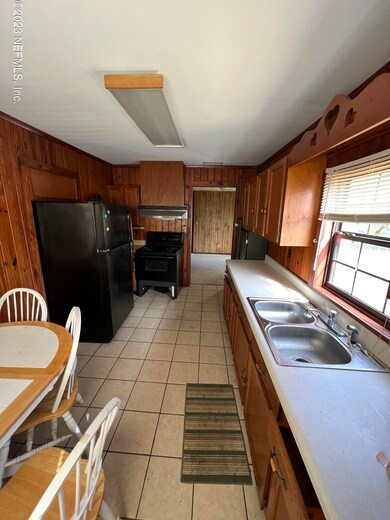 5933 Jammes Rd, Jacksonville, FL 32244 - photo 4