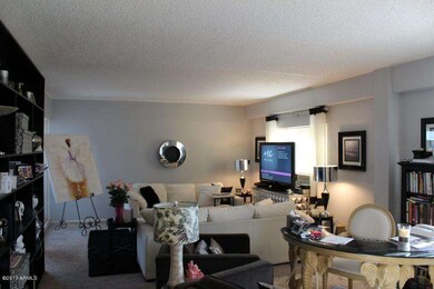 Windsor Place Condominiums unit C508, Phoenix, AZ 85012 - photo 6