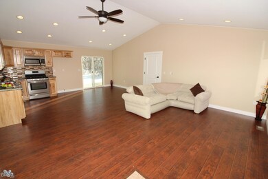 LivingRm4