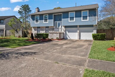 312 Old Course Dr, Friendswood, TX 77546 - photo 2