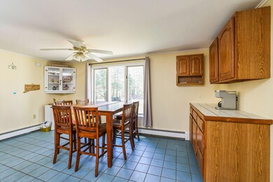Eat in kitchen