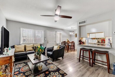 6841 W Devonshire Ave, Phoenix, AZ 85033 - photo 7