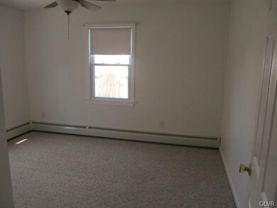 238 Oak St, Walnutport, PA 18088 - photo 7