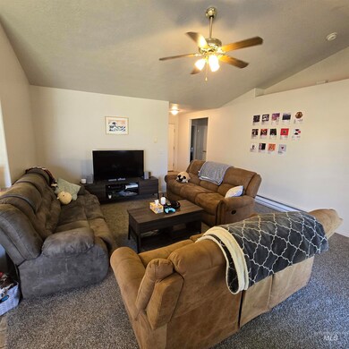 745 Caswell Ave W, Twin Falls, ID 83301 - photo 5