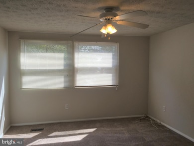 3805 Evans Trail Ct, Beltsville, MD 20705 - photo 5