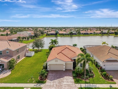 1979 Mesic Hammock Way, Venice, FL 34292 - photo 3