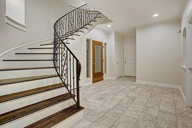 2414 Hazard St unit A, Houston, TX 77019 - photo 2