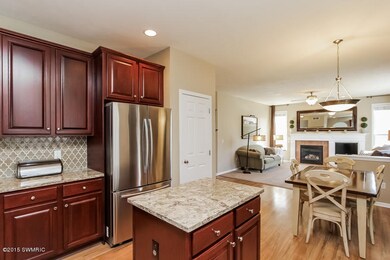 010-Kitchen-1499395-mls.jpg