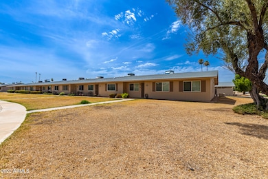 11133 W Desert Butte Dr unit 15C, Sun City, AZ 85351 - photo 6