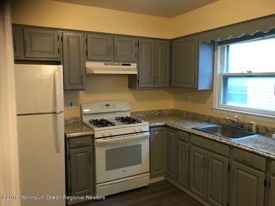 25 Center St, Matawan, NJ 07747 - photo 6