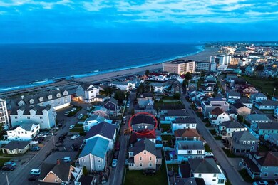 9 Cole St unit 2, Hampton, NH 03842 - photo 2