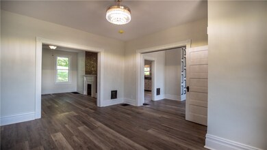 426 W 8th Ave, Tarentum, PA 15084 - photo 7