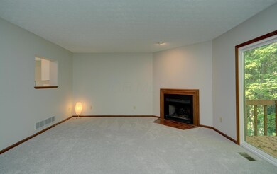 Living Room (2)