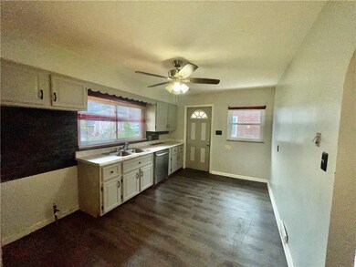 1225 Midland Ave, Midland, PA 15059 - photo 4