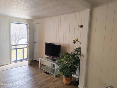 Entry/Living