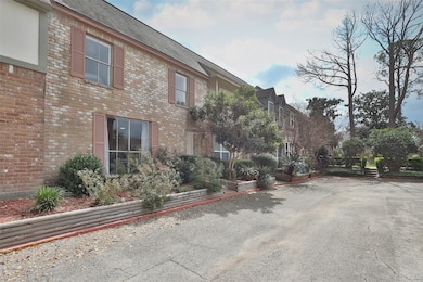 Zoned to Spring Branch ISD with close proximity to