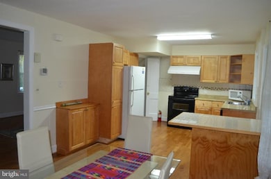 5421 Hillery Way, Rockville, MD 20852 - photo 2