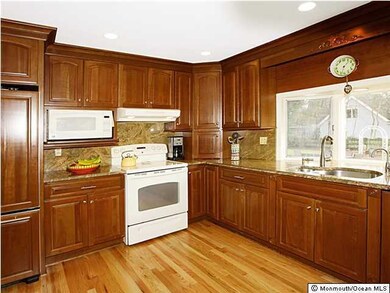 31 Willowbrook Rd, Holmdel, NJ 07733 - photo 5