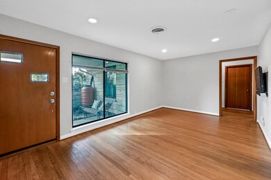 3011 Topham Cir, Houston, TX 77018 - photo 3