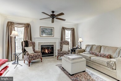 12427 Selkirk Cir, Bristow, VA 20136 - photo 3