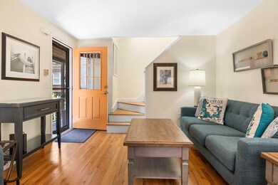 8-web-or-mls-12-old-colony-way-1