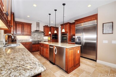 Light and bright, this spacious kitchen is the pro
