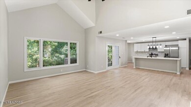 04-Living Room