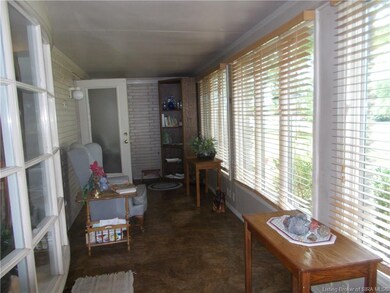 1726 Lynnwood Dr, New Albany, IN 47150 - photo 6