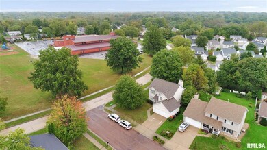 5514 N Leawood Ct, Peoria, IL 61615 - photo 2