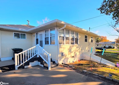 205 Boulevard Rd, Keokuk, IA 52632 - photo 3