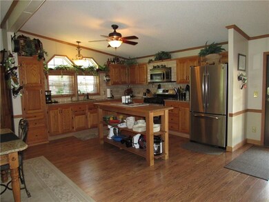 3421 Rost Dr, Columbus, IN 47203 - photo 7