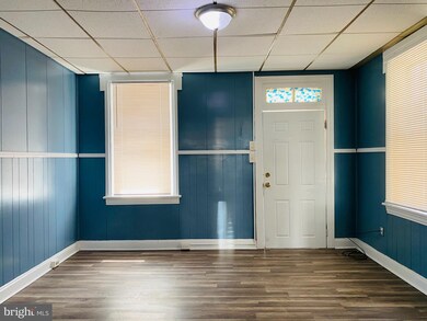 223 S Locust St, Hagerstown, MD 21740 - photo 3