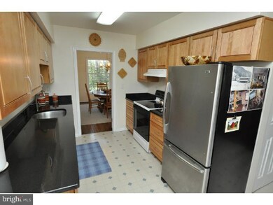 211 S Washington Ave, Moorestown, NJ 08057 - photo 7