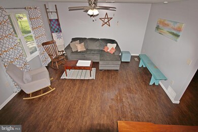 523 Staufer Ct, Mount Joy, PA 17552 - photo 5