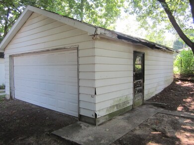 837 McDonald St, Elkhart, IN 46516 - photo 2