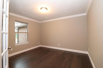 1653FeatherCrest04