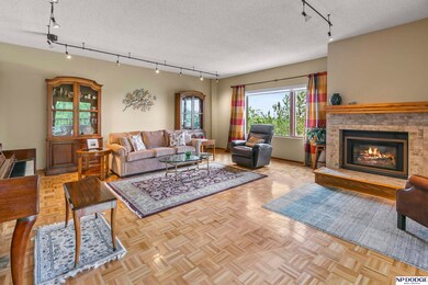 770 N 93rd St unit 3B2, Omaha, NE 68114 - photo 7