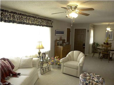 Living room 18 x 12