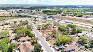 436 Sligo St, San Antonio, TX 78223 - photo 2