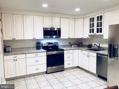 1820 Greenberry Rd, Baltimore, MD 21209 - photo 4