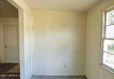 5411 Marcia Cir, Jacksonville, FL 32210 - photo 7