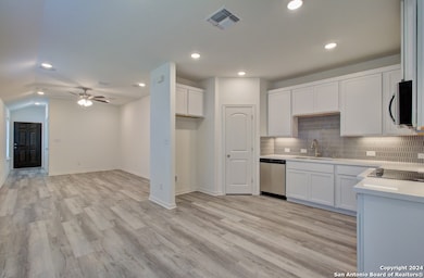 867 Farmhouse Trail, New Braunfels, TX 78130 - photo 4