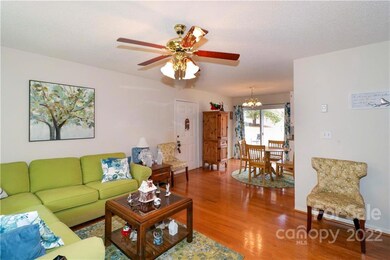 153 Jenkins Rd unit 7, Statesville, NC 28625 - photo 5