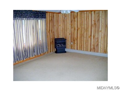 Bedroom 5 (basement)